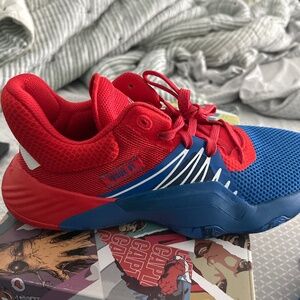 Adidas don issue 1 marvel